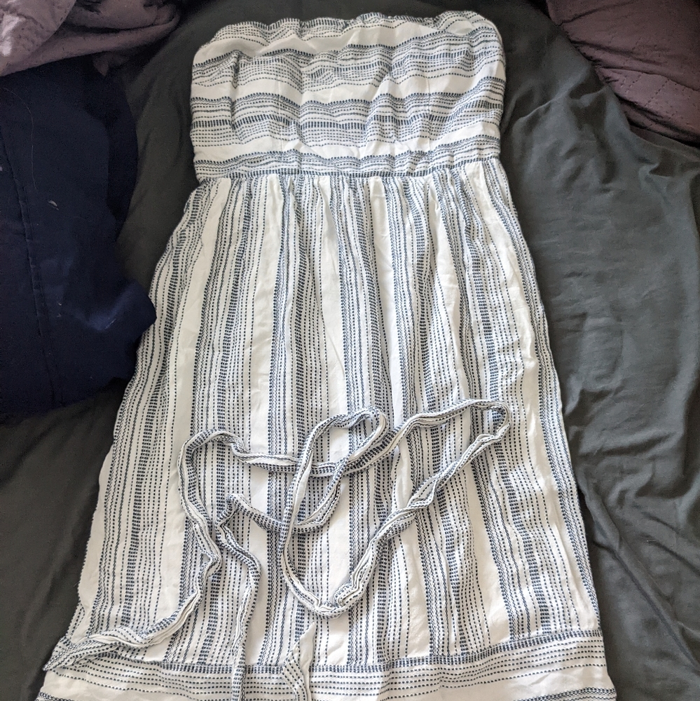 White & Blue Loft Pin Striped Strapless Dress with Tie (XS)